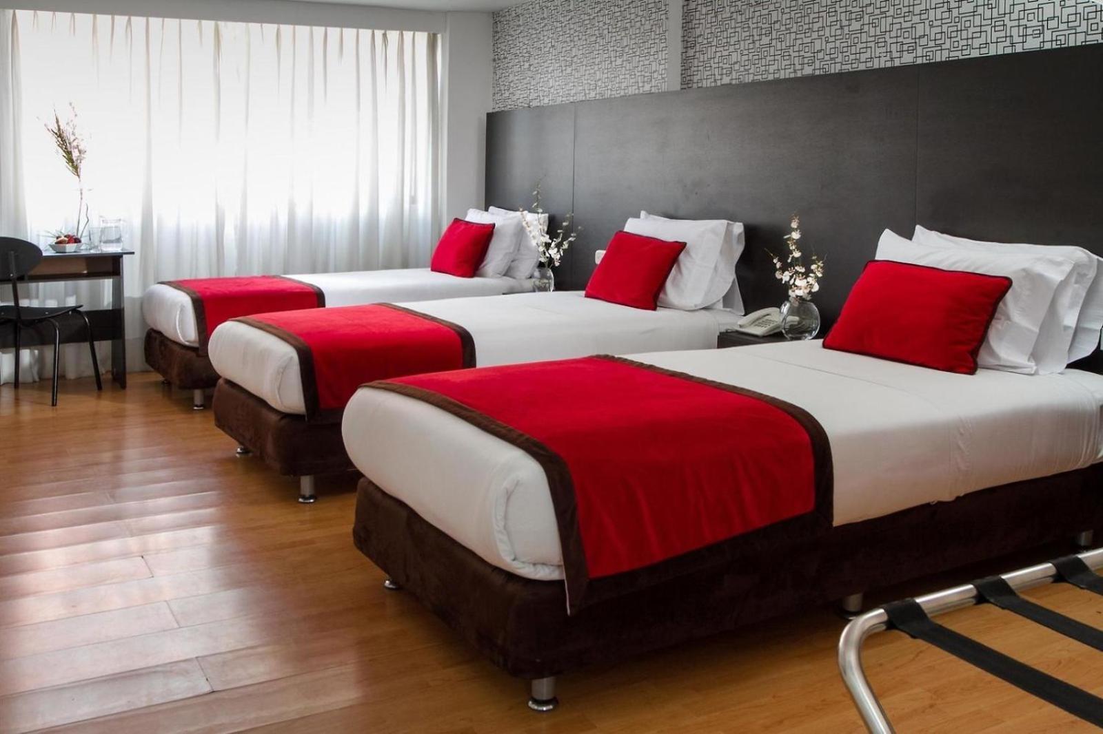 Hotel Silver Javeriana By Hospedium 波哥大 外观 照片