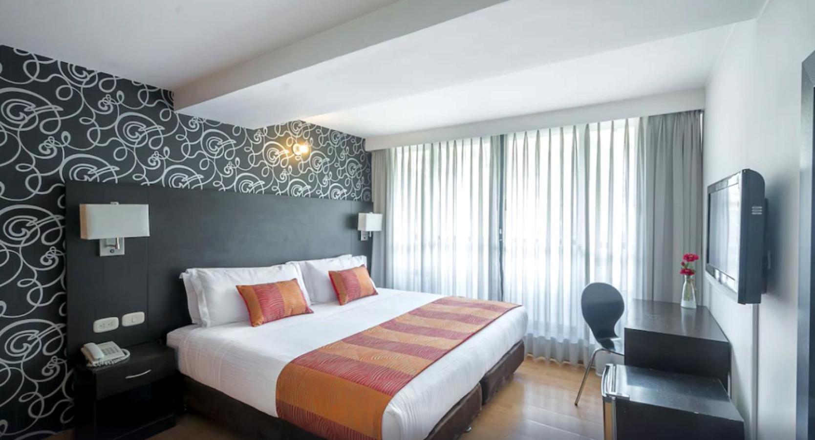 Hotel Silver Javeriana By Hospedium 波哥大 外观 照片